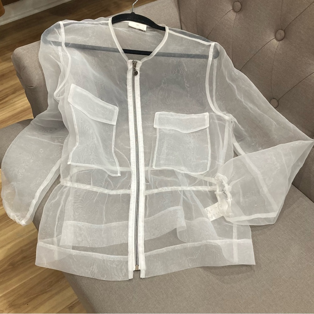 GOMAYE Sheer white jacket! With gunmetal hardware